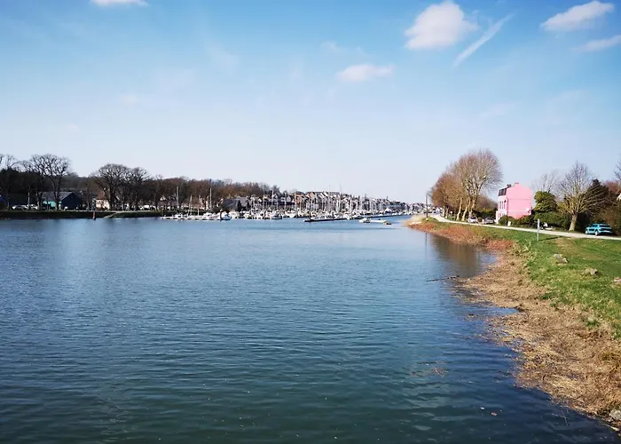 Le Temps D'une Escale A St Wary Apartament