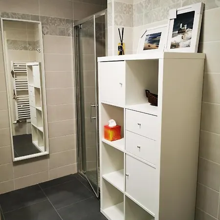 Le Temps D'une Escale A St Wary